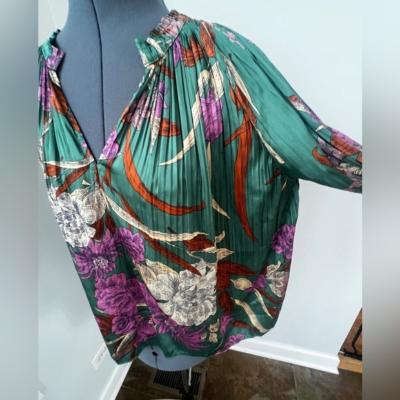 Current Air Los Angeles Green Floral Blouse Sz S Boho Tucked Pleated Peasant Top - Picture 13 of 16